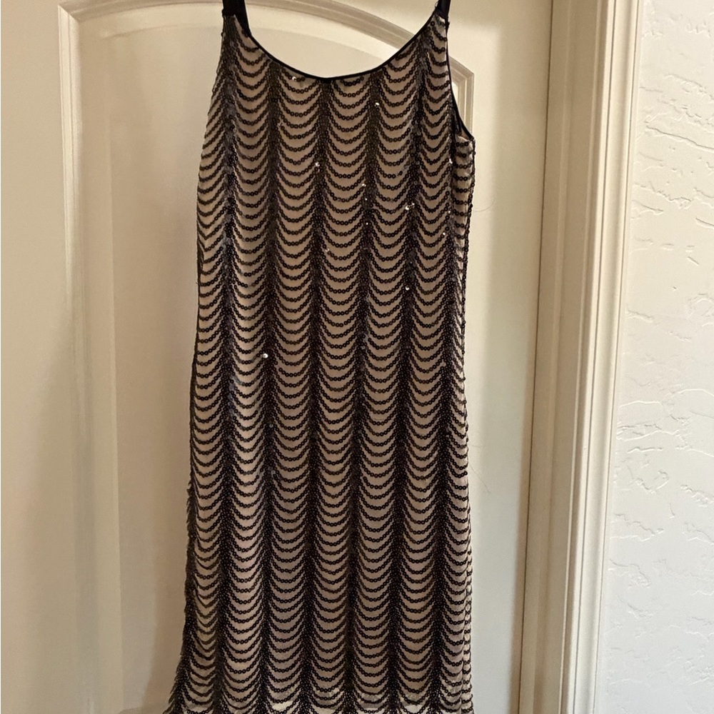 Maitai Black and nude Patterned Midi Dress